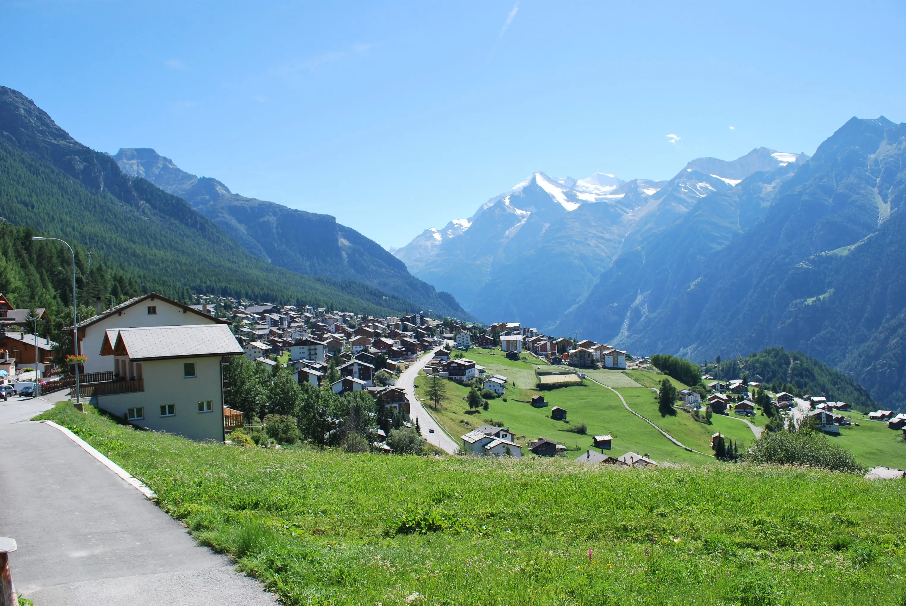 Bergpanorama Grächen, Wallis – Aussicht vom Chalet La Marmotte